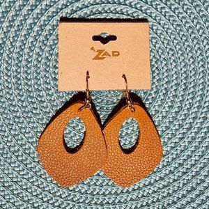 New! ZAD 🍂Tan Leather Earrings